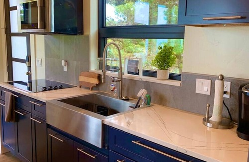 Port Orford Condo | Most Spectacular Ocean Views - Studio