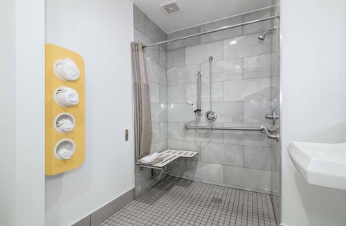 Moreno Valley Hotel | Motel 6 Moreno Valley - Riverside March Air Base