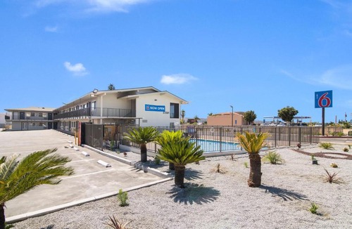 Moreno Valley Hotel | Motel 6 - Moreno Valley - Riverside March Air Base