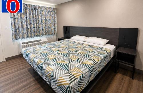 Yreka Hotel | Motel 6-Yreka, CA