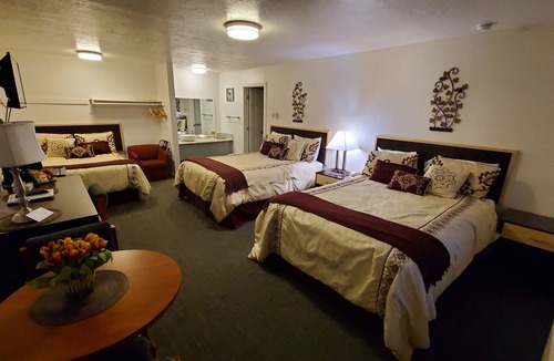 Orchard District Hotel | Motel West