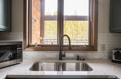 Big Sky Condo | Mountain Condo with Pool Table and Lone Peak Views | 5 Minutes to Ski