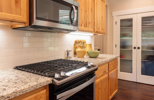 Paradise House | Mountain Family Getaway