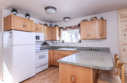 Meadow View Heights Cabin | Mountain Haven in Duck Creek Village