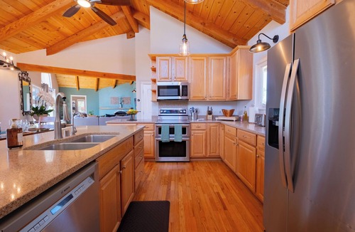 Carmel Valley House | Mountain Retreat, Pool+Great Views, 30 days