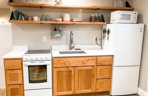 La Grande House | Mountain View Bungalow