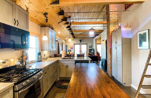 Jerome Apartment | Mrs Garcia's Getaway w/Gorgeous Red Rock Views!