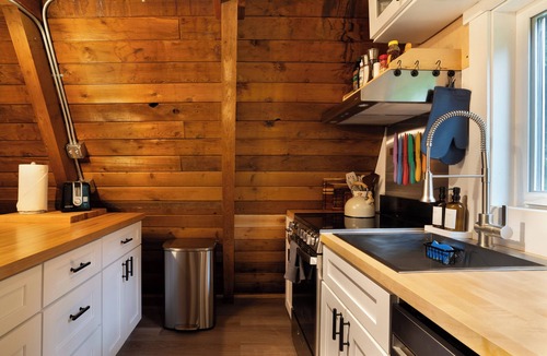 Glacier Cabin | Mt Baker A-Frame | Pet-Friendly | Mountain Views