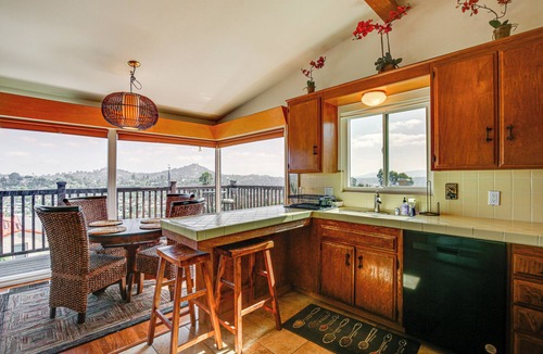 Windsor Hills House | Mt. Nebo Oasis in La Mesa w/Wraparound Deck