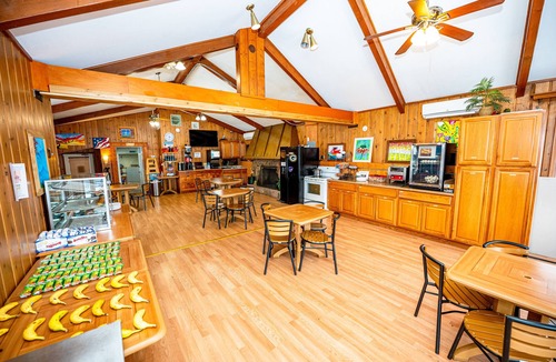 Estes Park Hotel | Murphy's Resort