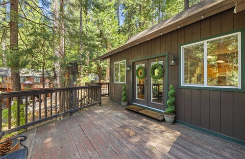 Long Barn Cabin | Nana’s Cozy Cottage in Long Barn – Gated Mountain Retreat