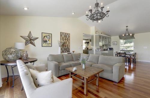 Napa House | Napa Vineyard with Stunning Views By Allevo Homes