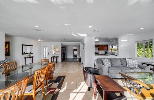 Desert Park Estates House | Navigate Stays Hoops and Hues Hideaway