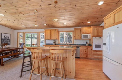 Kingswood Estates House | Near Kings Beach | Hot Tub | Trails Nearby | Spacious Tahoe Retreat