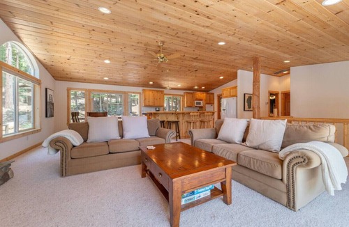 Kingswood Estates House | Near Kings Beach | Hot Tub | Trails Nearby | Spacious Tahoe Retreat