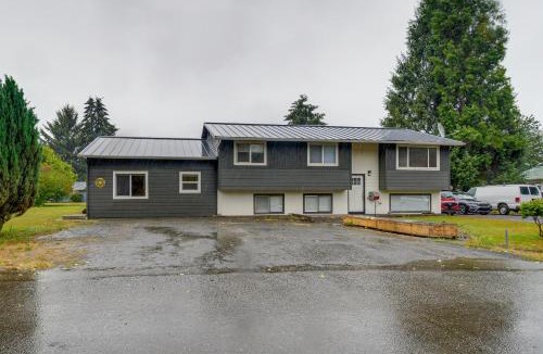 Forks Apartment | Near ‘Twilight’ Sites & Scenic Hikes: Forks Apt