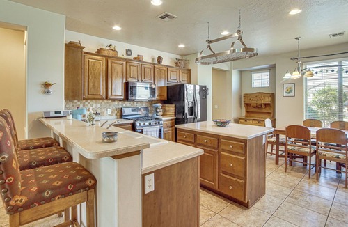 Washington House | Near Zion! Extended Desert Retreat w/Pool Access