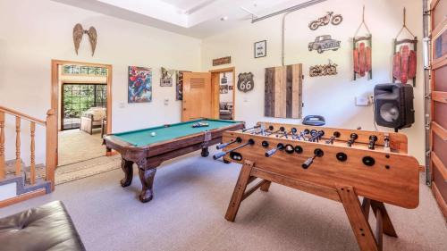 Big Bear House | New! Bearadise Frank's Fort Mountain Estate