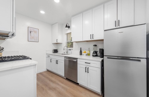 Normal Heights Apartment | *NEW*Cozy 1Bd/1Bth Fire Pit WIFI Garage