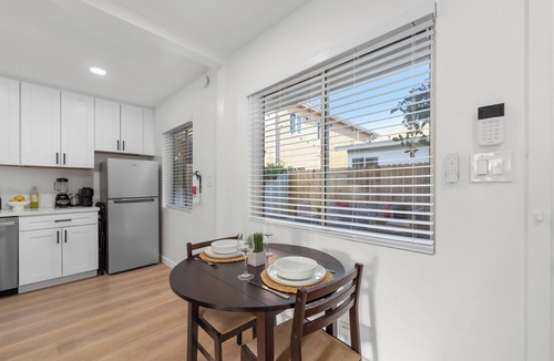 Normal Heights Apartment | *NEW*Cozy 1Bd/1Bth Fire Pit WIFI Garage