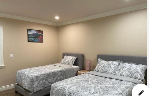 Rosemead House | New! Cozy Gated 3BR, 2BA Vacation Home