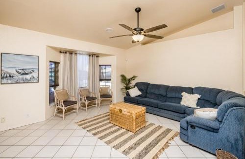 Lake Havasu City House | NEW! Desert Pool & Spa Home, Minutes To Beach!