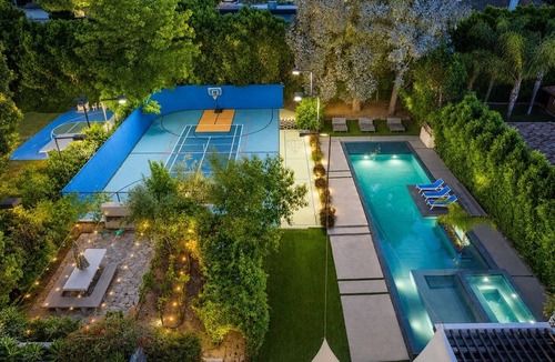 Encino House | New Gated Modern 6bd/5ba 5,700sf Courtside Estate in Encino w 85ft pool & spa!