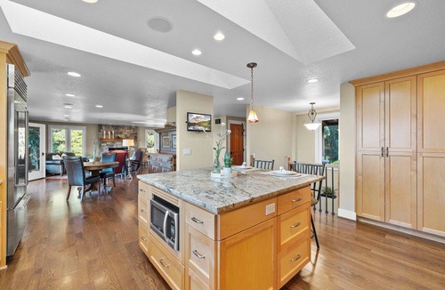 Hillsboro House | New! Hidden Haven ~ A Luxury Wine Country Retreat