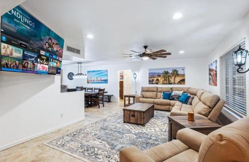 Lake Havasu City House | NEW Lakeside Hideaway Spa Game Room Firepit