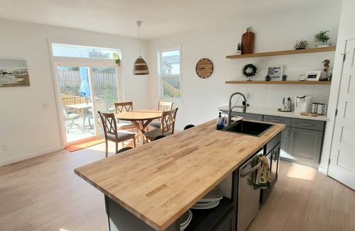Netarts House | New Modern Ocean Highlands House