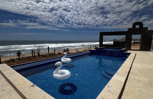 Cerritos Condo | New Oceanfront 3 Bed Condo @ Cerritos Beach near Todos Santos & surfing WIFI A/C