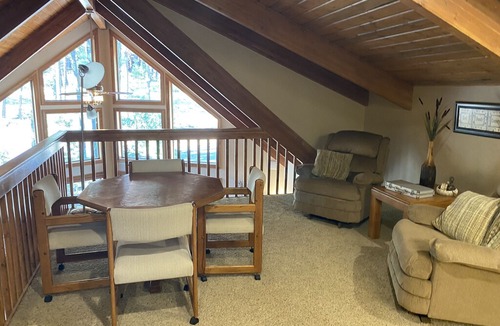 Munds Park Cabin | New, Stunning Chalet-Cabin in Munds Park