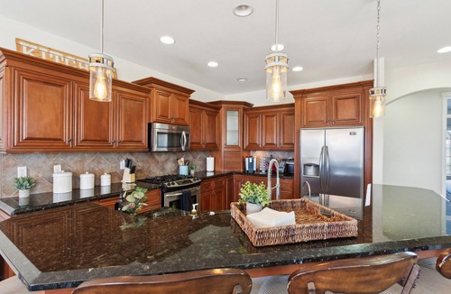 Bella Vista Villa | NEW! Stunning Mountain Retreat with Unmatched Views