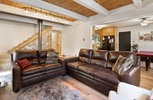 North Upper Truckee Cabin | *NEW* The Moose Haven