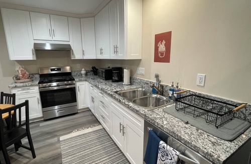 La Crescenta House | Newly built home in La Crescenta-Montrose