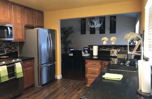 Las Vegas House | Newly Remodeled 4bedroom 3bath 5 mins drive to Strip,heated pool