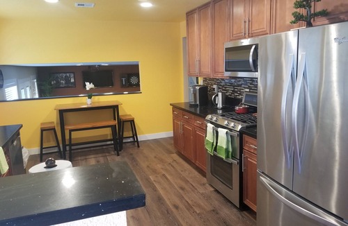 Las Vegas House | Newly Remodeled 4bedroom 3bath 5 mins drive to Strip,heated pool