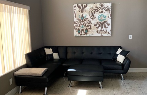 Spring Valley House | Newly Remodeled Home minutes away from strip