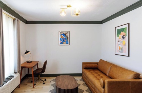 Solvang Hotel | Newly renovated boutique hotel in heart of Solvang, California - dog friendly