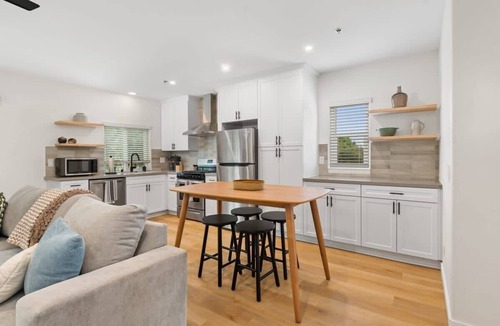 Olde Solana Beach Apartment | Newly Renovated Fletcher Cove Solana Beach 2bd Apt