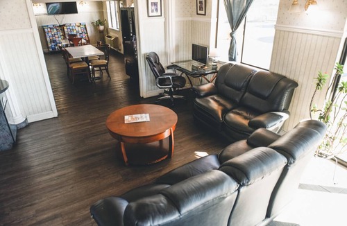 Fife Hotel | Niwas Inn