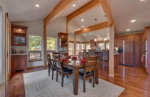 Truckee House | Northstar Retreat with Hot Tub & AC!