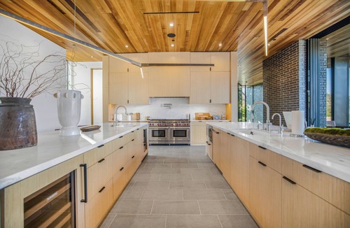Beverly Hills House | Oak Pass Manor: Indoor-Outdoor Luxury with Pool, Sauna & Panoramic Views