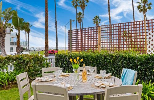 Ocean Beach House | OB Cottage Beach Views