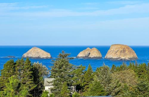 Oceanside House | Ocean Crest Views