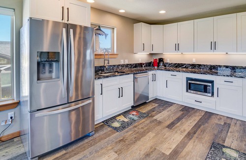 Bayshore House | Ocean Front! Step Straight Out The Door Onto The Sand! Hot Tub! Dog Friendly!