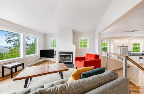 Neskowin House | Ocean Ridge Retreat
