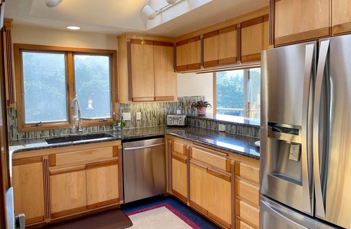 Agate Beach House | Ocean View Home in Newport! Short Walk to Sandy Beach!