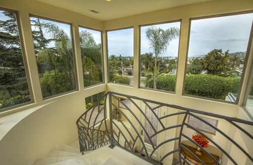 Hidden Valley House | Ocean View Luxury property, walking distance to La Jolla Shores
