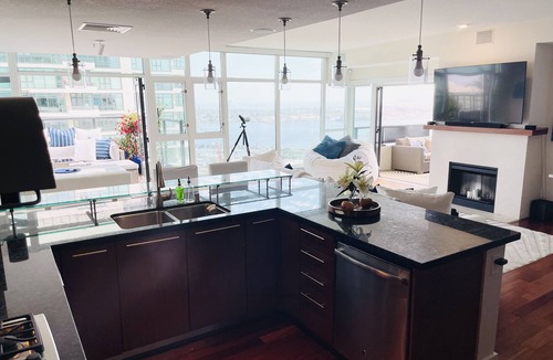 San Diego Condo | Ocean View Penthouse - Hot Tub, fire pit on 2 Decks